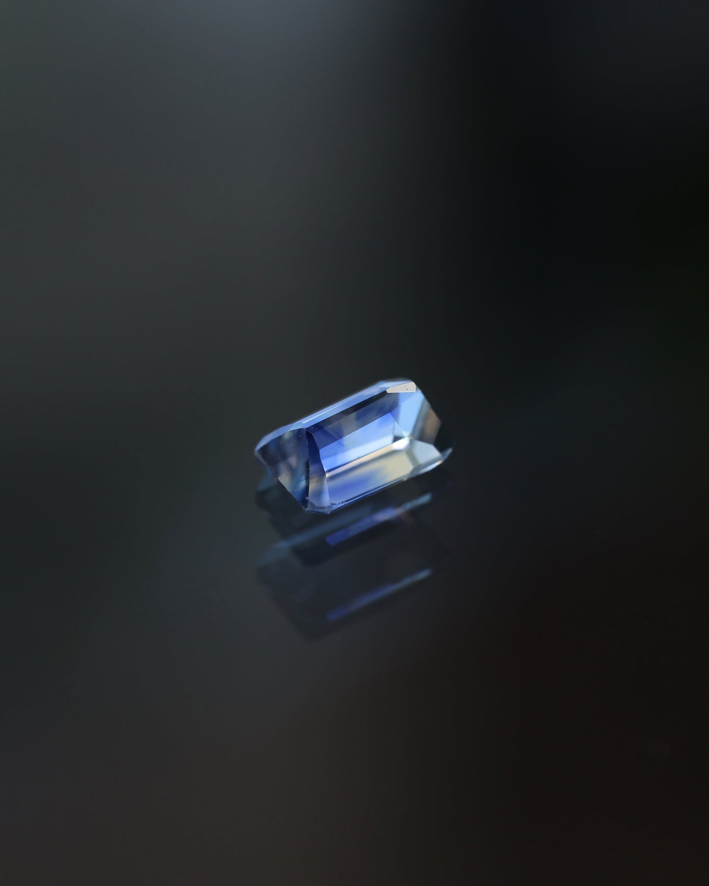 バイカラーサファイア ルース 0.53ct