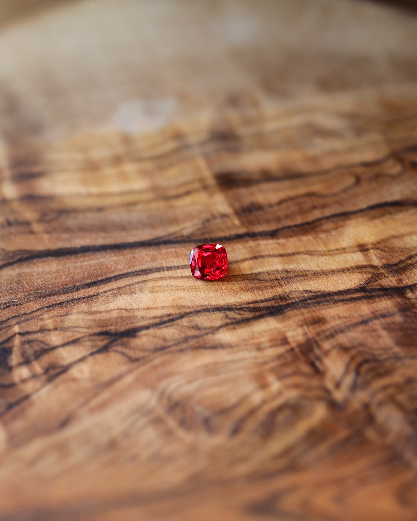 レッドスピネル ルース 0.52ct