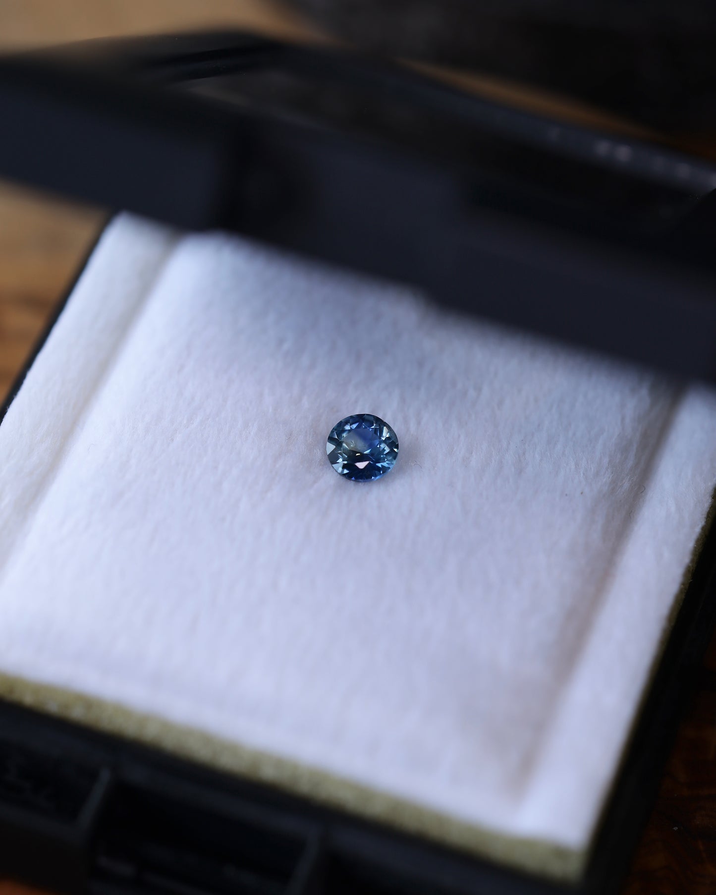 モンタナサファイア ルース 0.75ct