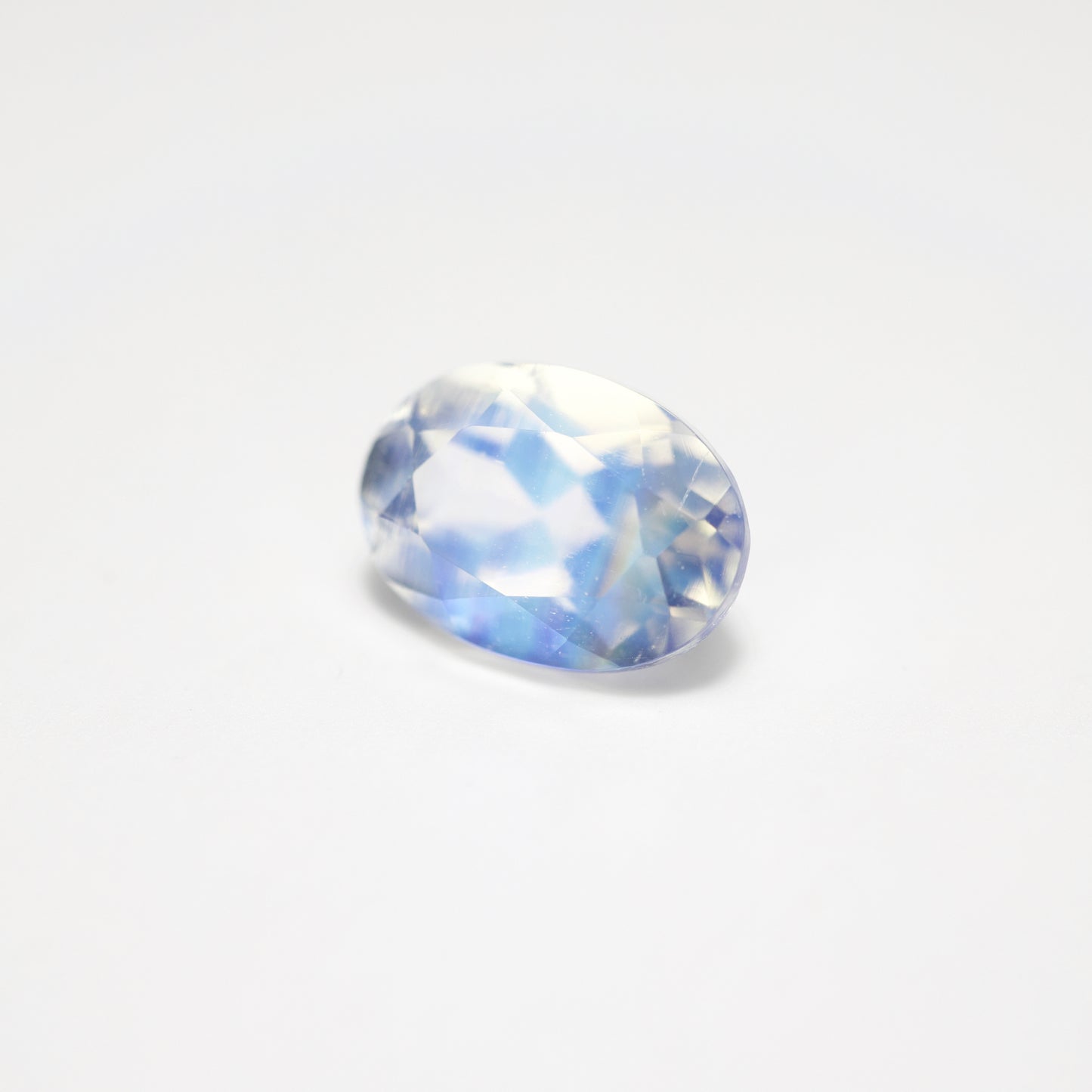 レインボームーンストーン ルース 0.78ct