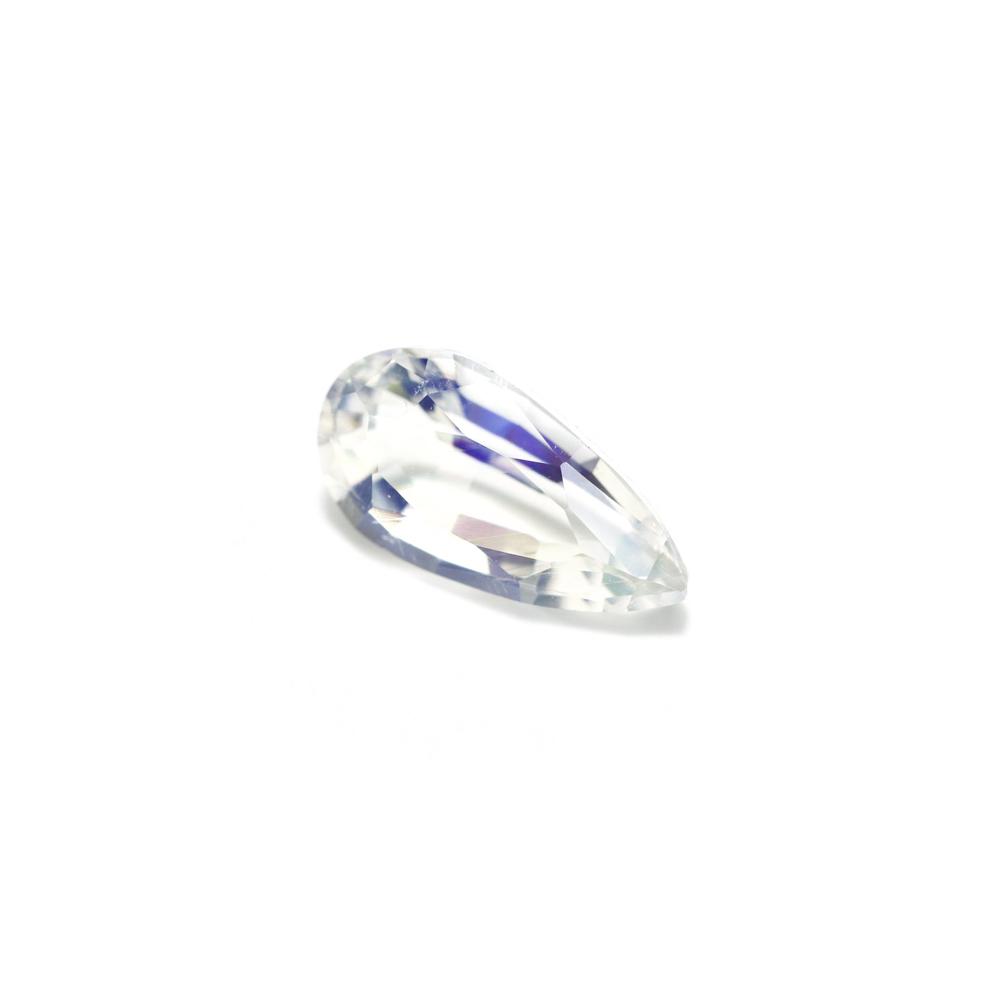レインボームーンストーン ルース 0.83ct