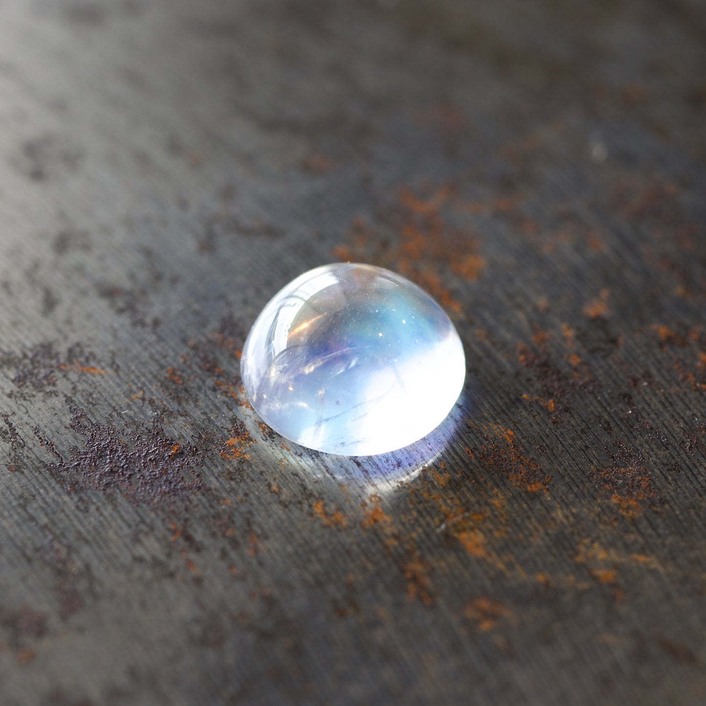 レインボームーンストーン ルース 0.81ct
