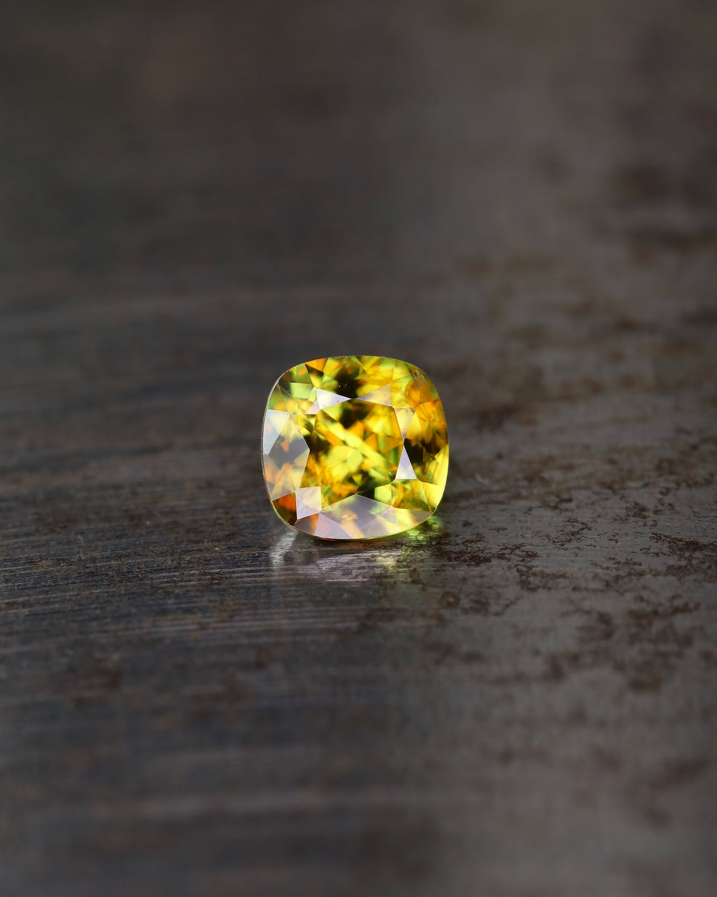 スフェーン ルース 0.42ct