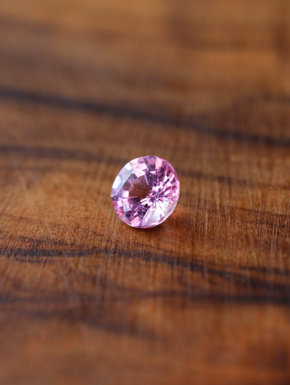 パパラチアサファイア　ルース　0.29ct