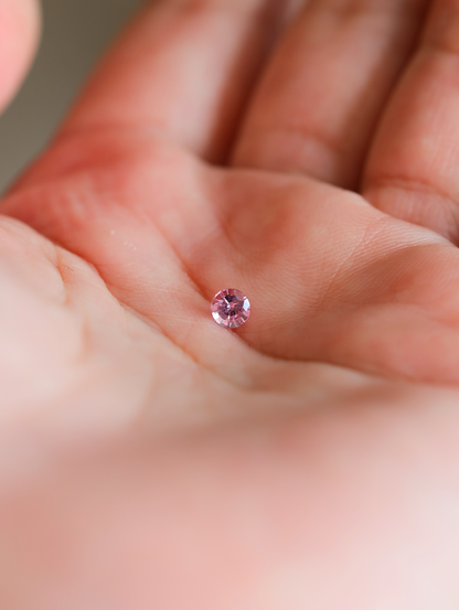 パパラチアサファイア　ルース　0.29ct