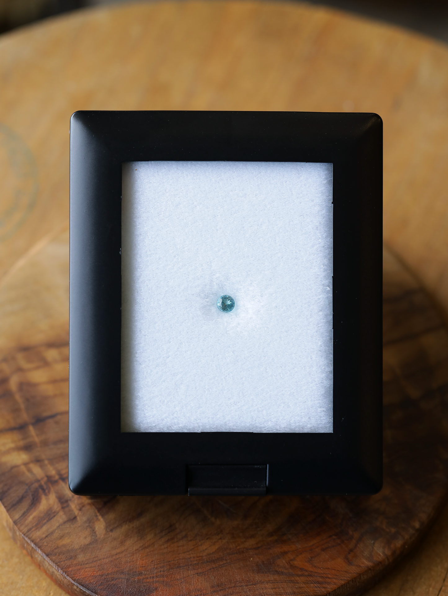 グランディディエライト　ルース　0.16ct
