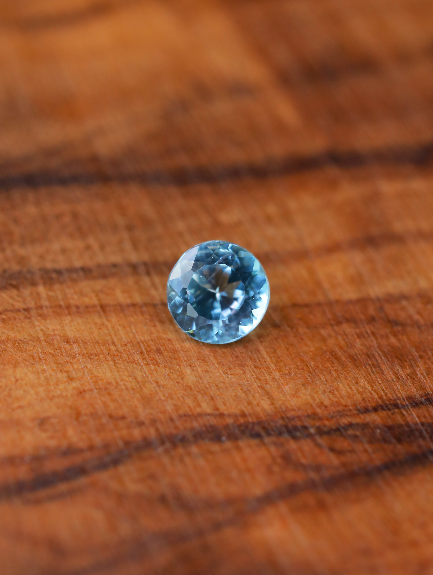 グランディディエライト　ルース　0.16ct