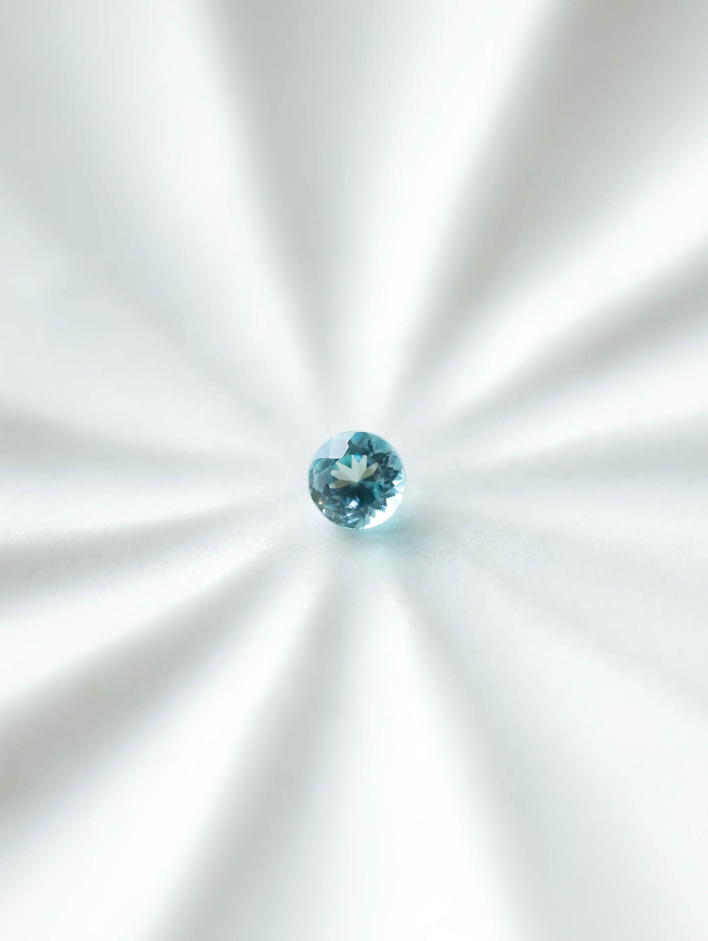 グランディディエライト　ルース　0.16ct