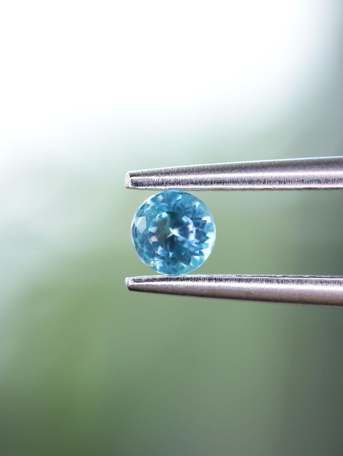 グランディディエライト　ルース　0.16ct
