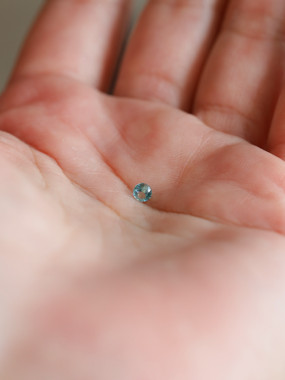 グランディディエライト　ルース　0.16ct