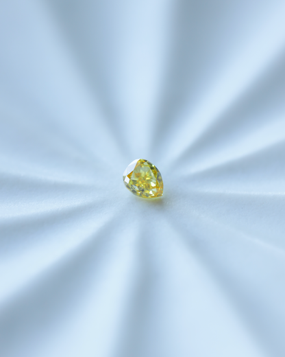 ファンシービビッドイエローダイヤモンド　ルース　0.225ct