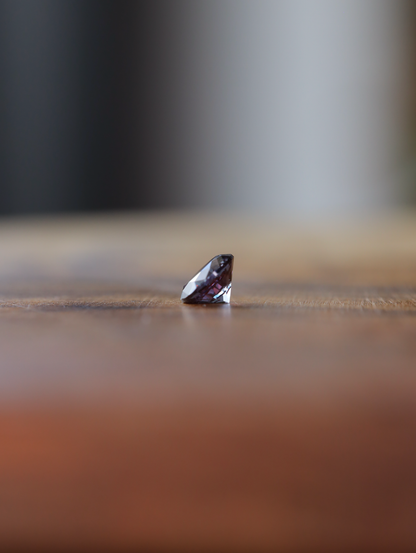 ベキリーブルーガーネット　ルース　0.23ct