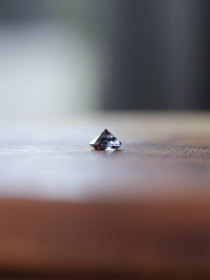 ベキリーブルーガーネット　ルース　0.23ct