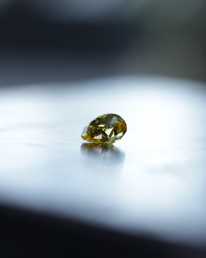 ファンシービビッドイエローダイヤモンド　ルース　0.225ct
