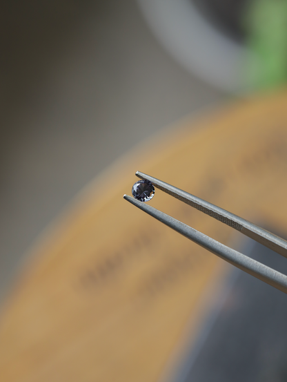 ベキリーブルーガーネット　ルース　0.23ct