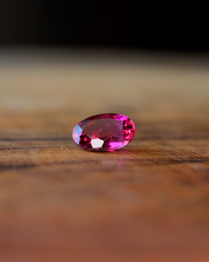 ルベライト　ルース　0.82ct