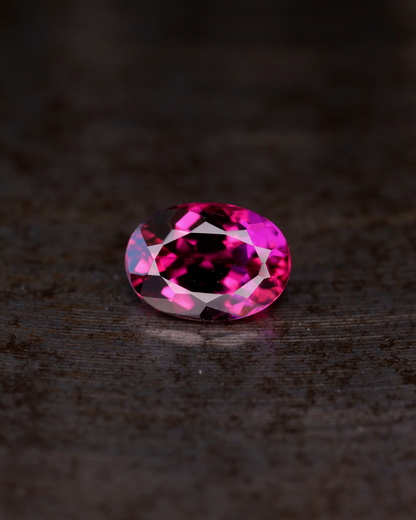 ルベライト　ルース　0.82ct