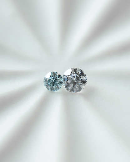 アイスブルーダイヤモンド　ルース　0.11ct