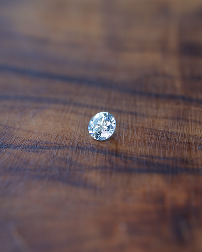 アイスブルーダイヤモンド　ルース　0.11ct