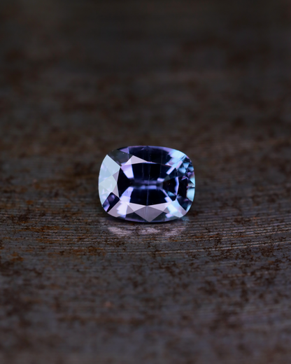 ベキリーブルーガーネット　ルース　0.45ct