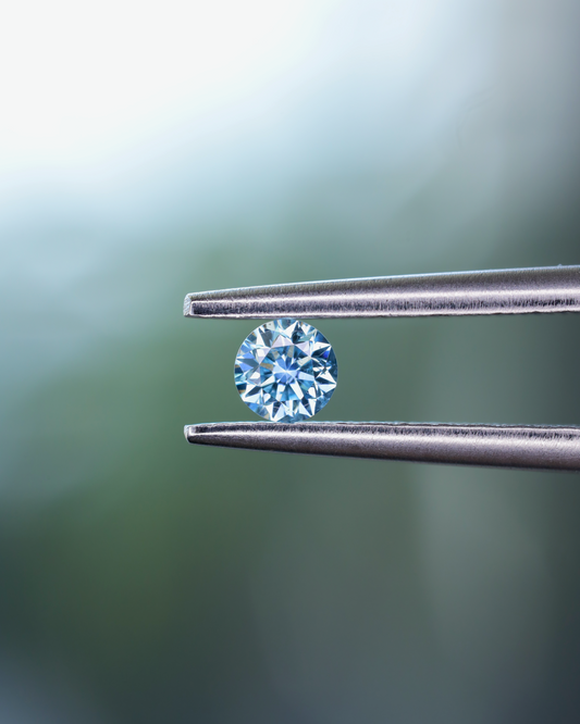 アイスブルーダイヤモンド　ルース　0.11ct