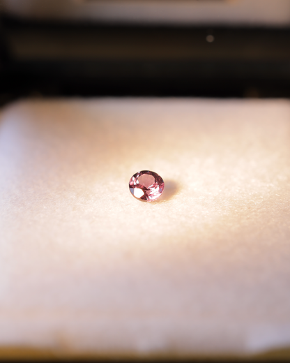 ベキリーブルーガーネット　ルース　0.41ct