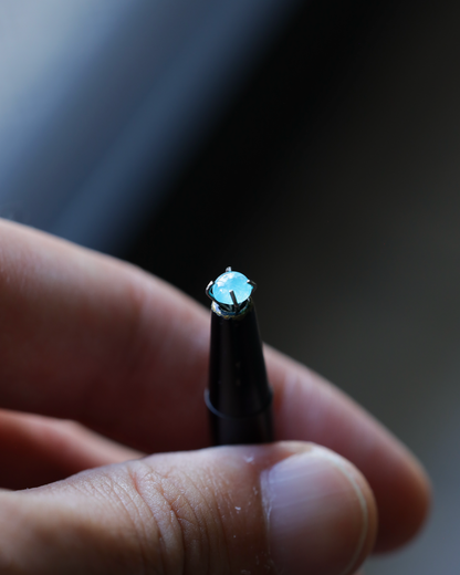 ブラジル産パライバトルマリン　ルース　0.28ct