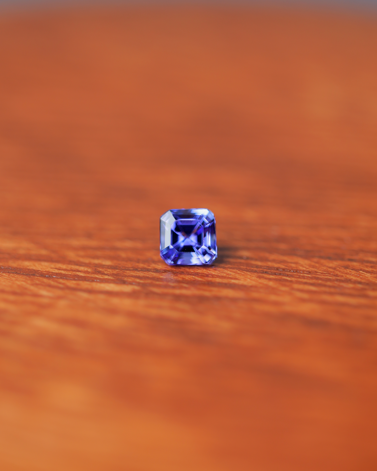 タンザナイト　ルース　0.82ct