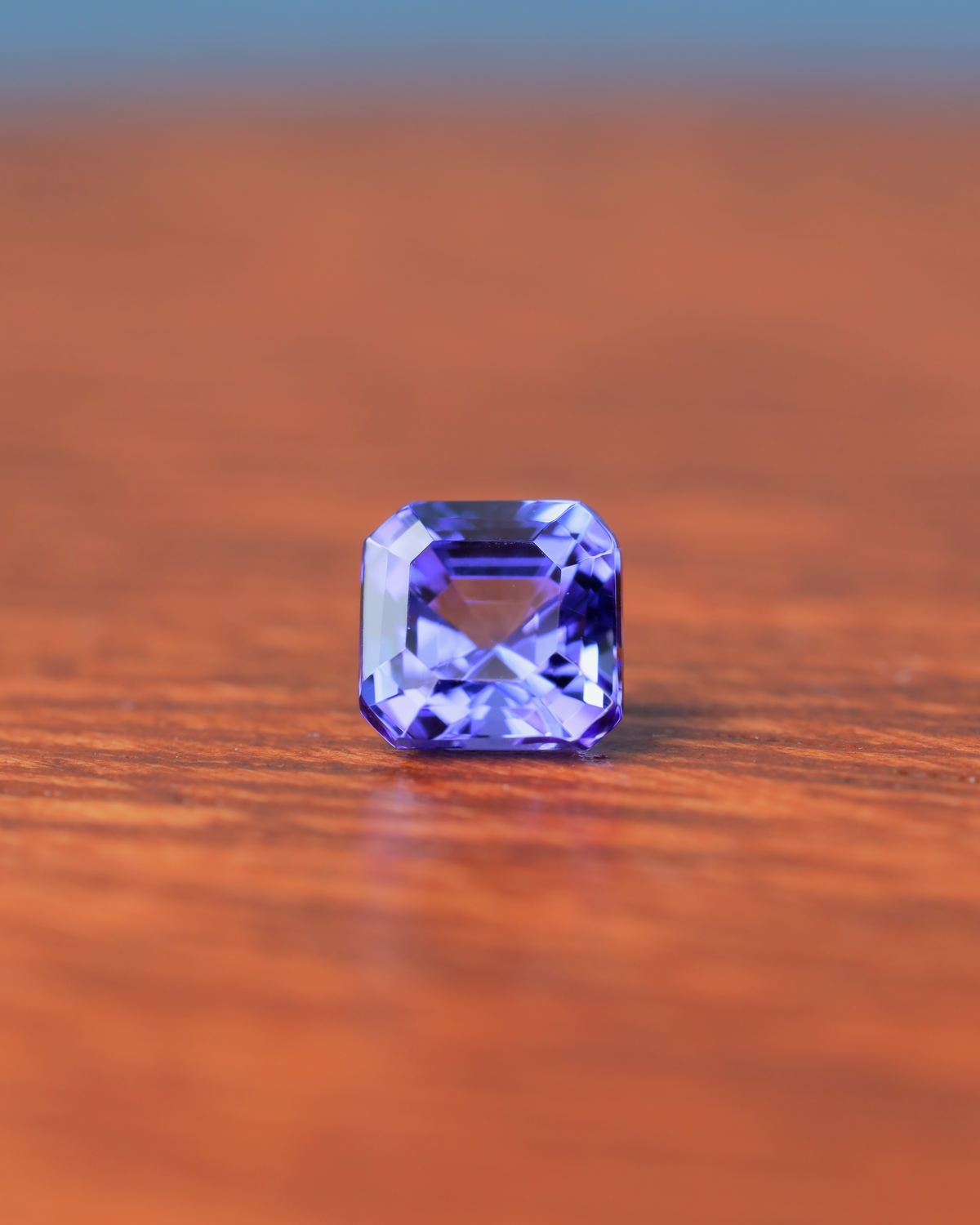 タンザナイト　ルース　0.82ct