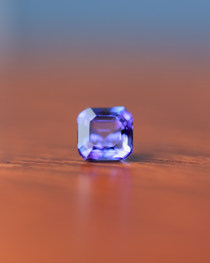 タンザナイト　ルース　0.82ct