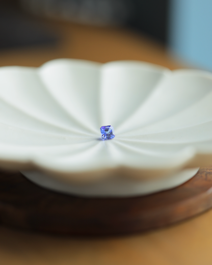 タンザナイト　ルース　0.82ct