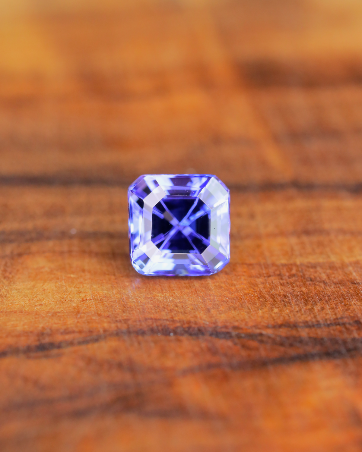 タンザナイト　ルース　0.82ct