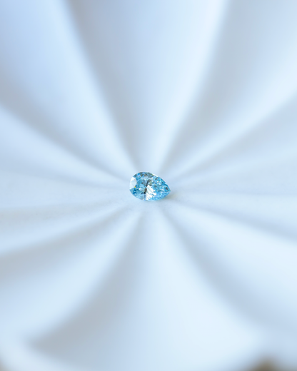 ファンシーインテンスグリーンブルーダイヤモンド(トリートメント)　ルース　0.294ct