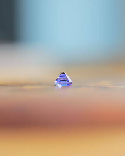 タンザナイト　ルース　0.82ct