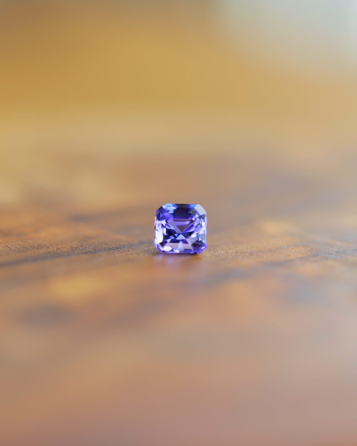 タンザナイト　ルース　0.82ct