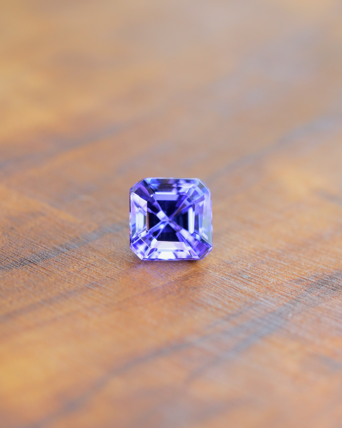 タンザナイト　ルース　0.82ct