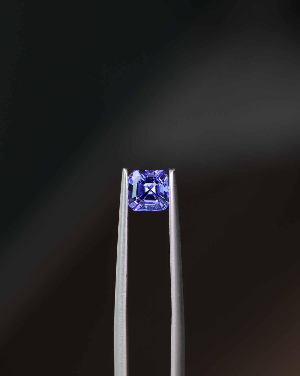 タンザナイト　ルース　0.82ct