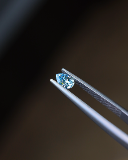 ファンシーインテンスグリーンブルーダイヤモンド(トリートメント)　ルース　0.294ct