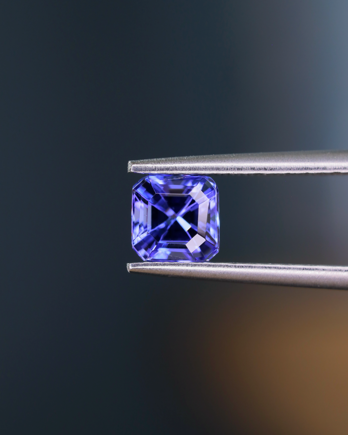 タンザナイト　ルース　0.82ct