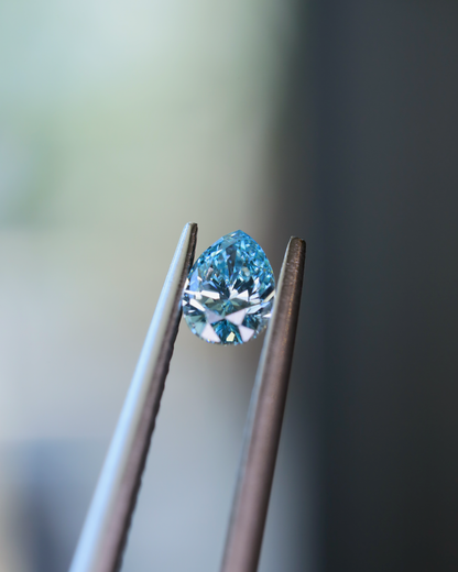 ファンシーインテンスグリーンブルーダイヤモンド(トリートメント)　ルース　0.294ct