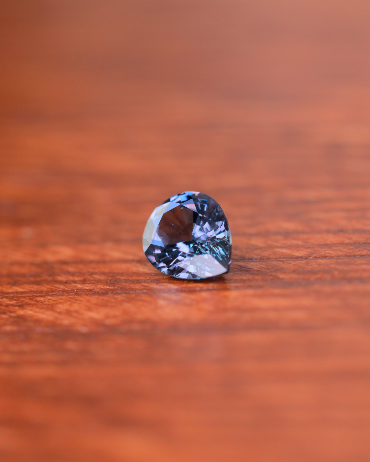 ベキリーブルーガーネット　ルース　0.35ct