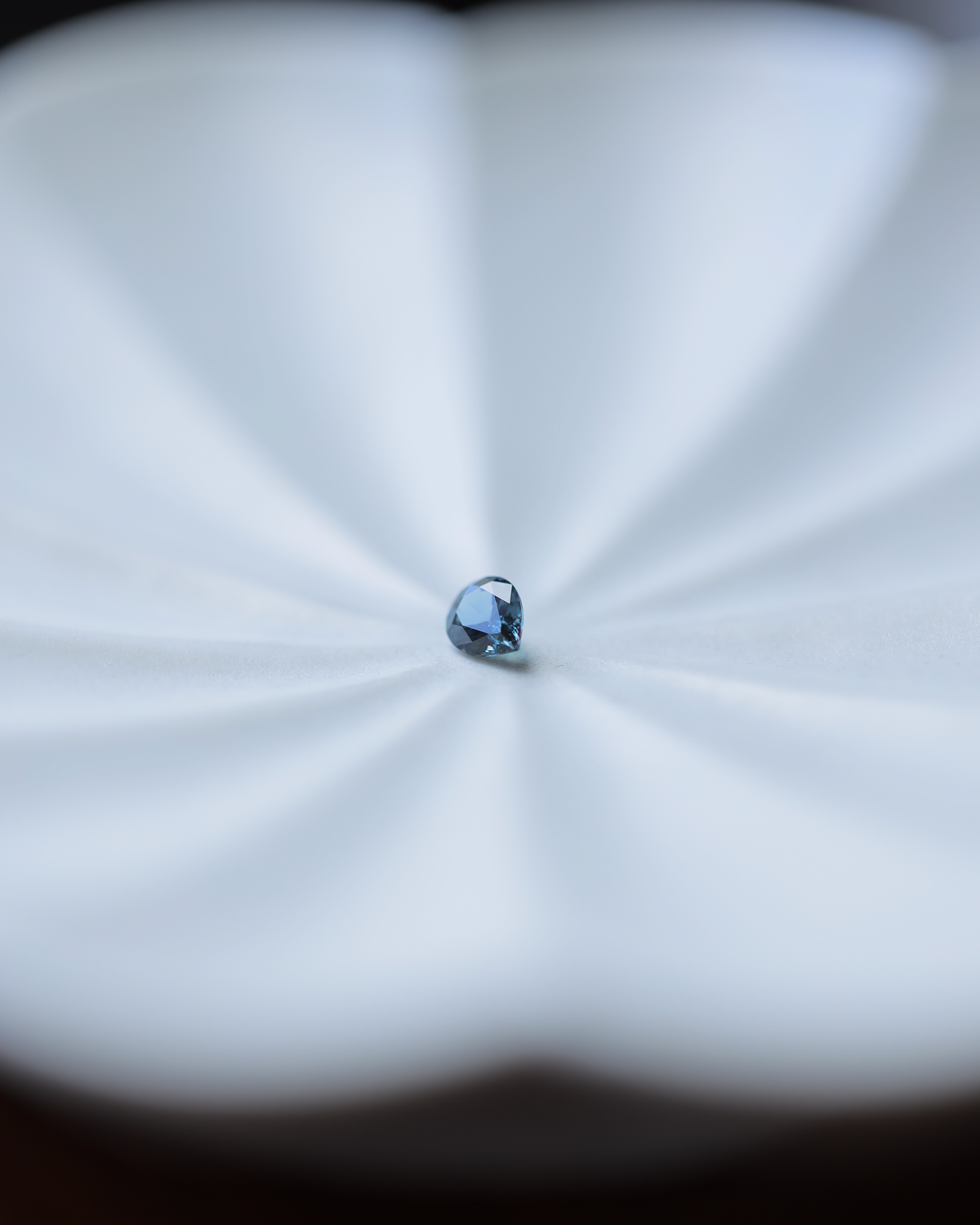 ベキリーブルーガーネット　ルース　0.35ct