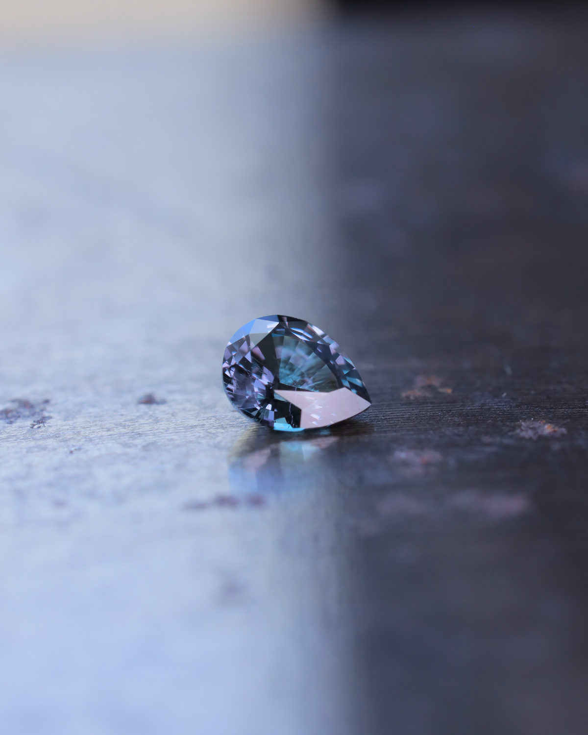 ベキリーブルーガーネット　ルース　0.35ct
