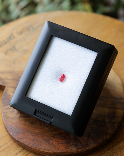 パパラチアサファイア　ルース　0.77ct　鑑別書付き