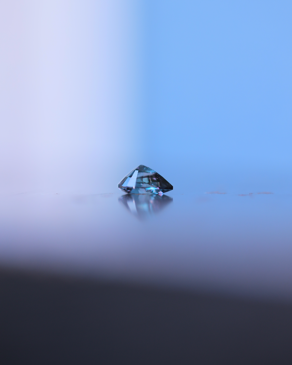 ベキリーブルーガーネット　ルース　0.35ct