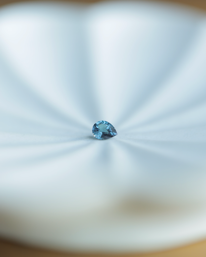 ベキリーブルーガーネット　ルース　0.35ct