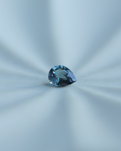 ベキリーブルーガーネット　ルース　0.35ct