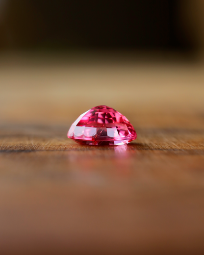 パパラチアサファイア　ルース　0.77ct　鑑別書付き