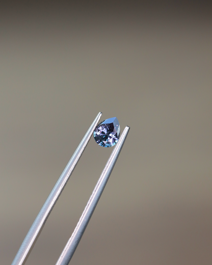 ベキリーブルーガーネット　ルース　0.35ct