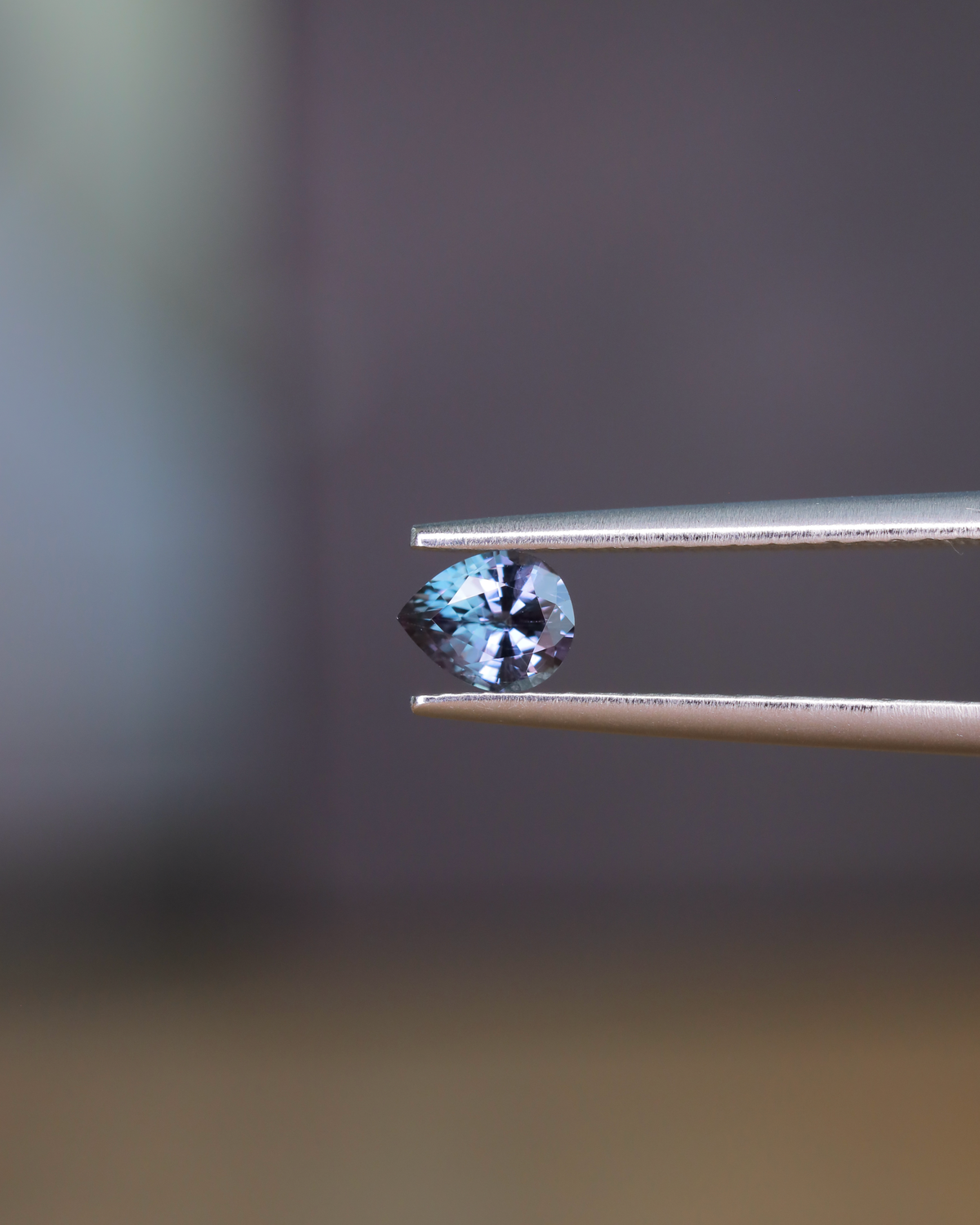 ベキリーブルーガーネット　ルース　0.35ct